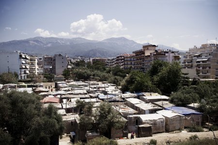 Le camp de migrants afghans à Patras en Grèce